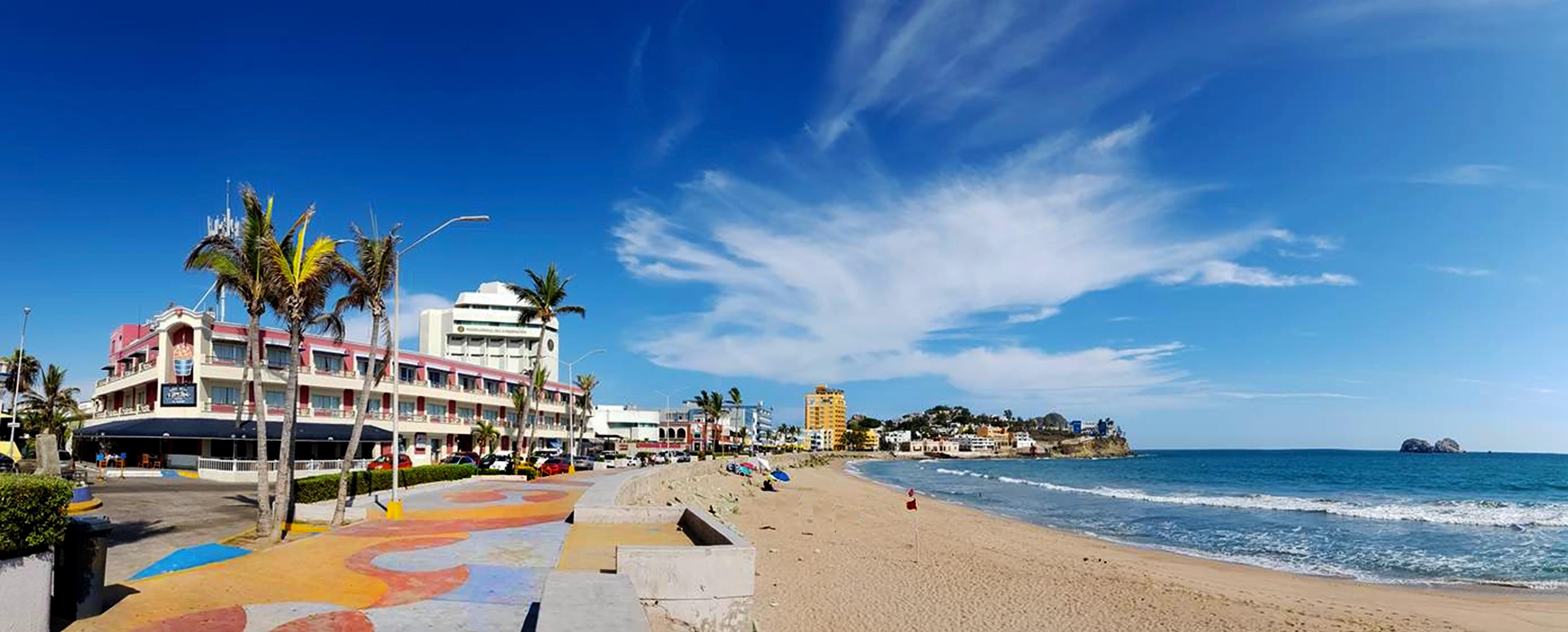 Hotel La Siesta Malecon Mazatlan Bagian luar foto