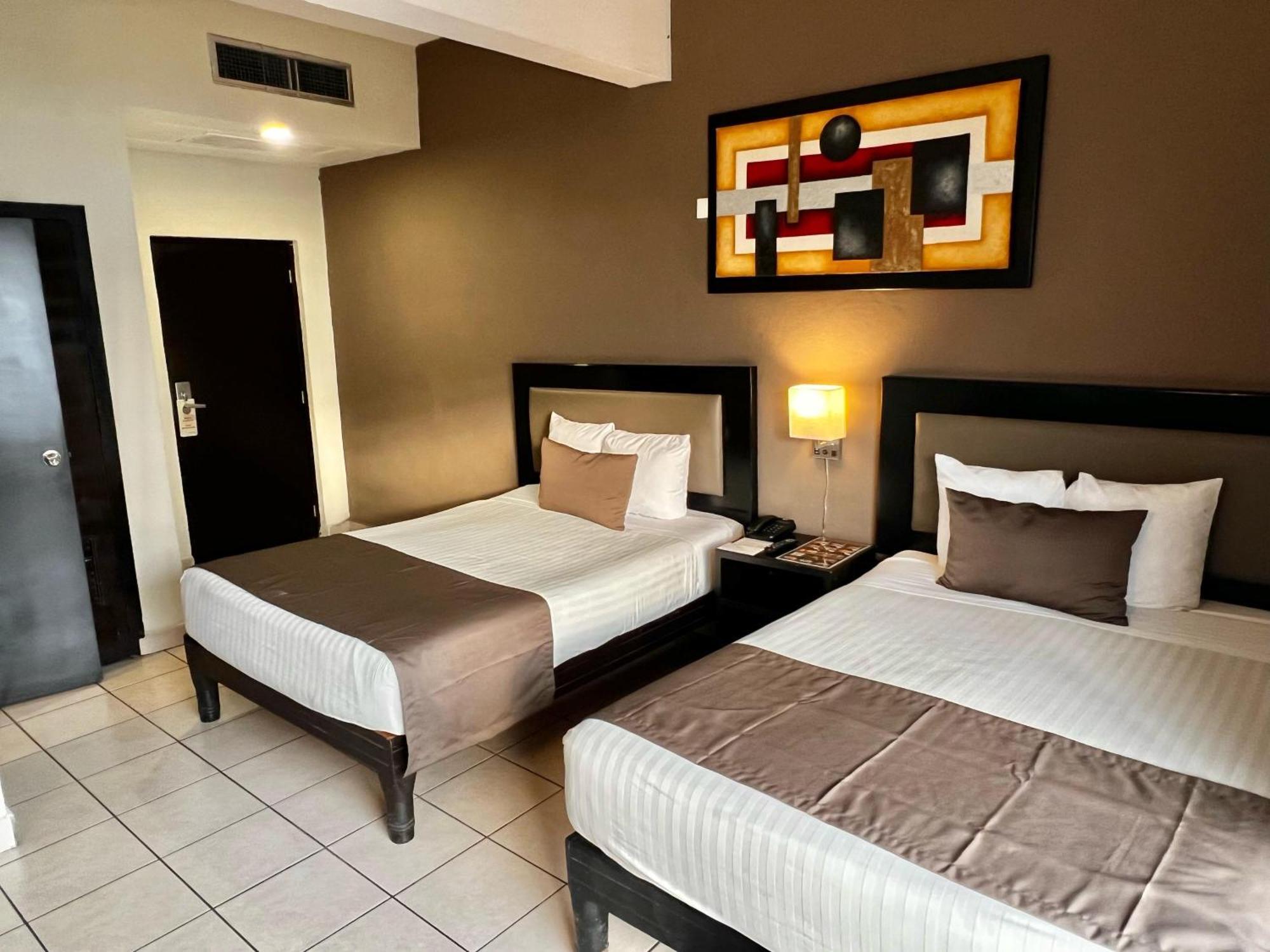 Hotel La Siesta Malecon Mazatlan Ruang foto
