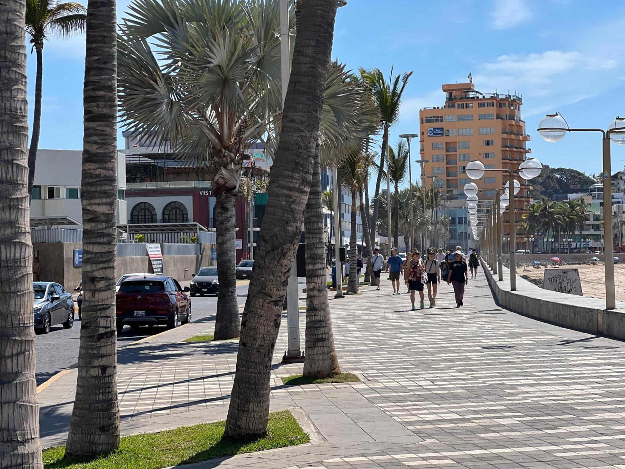 Hotel La Siesta Malecon Mazatlan Bagian luar foto
