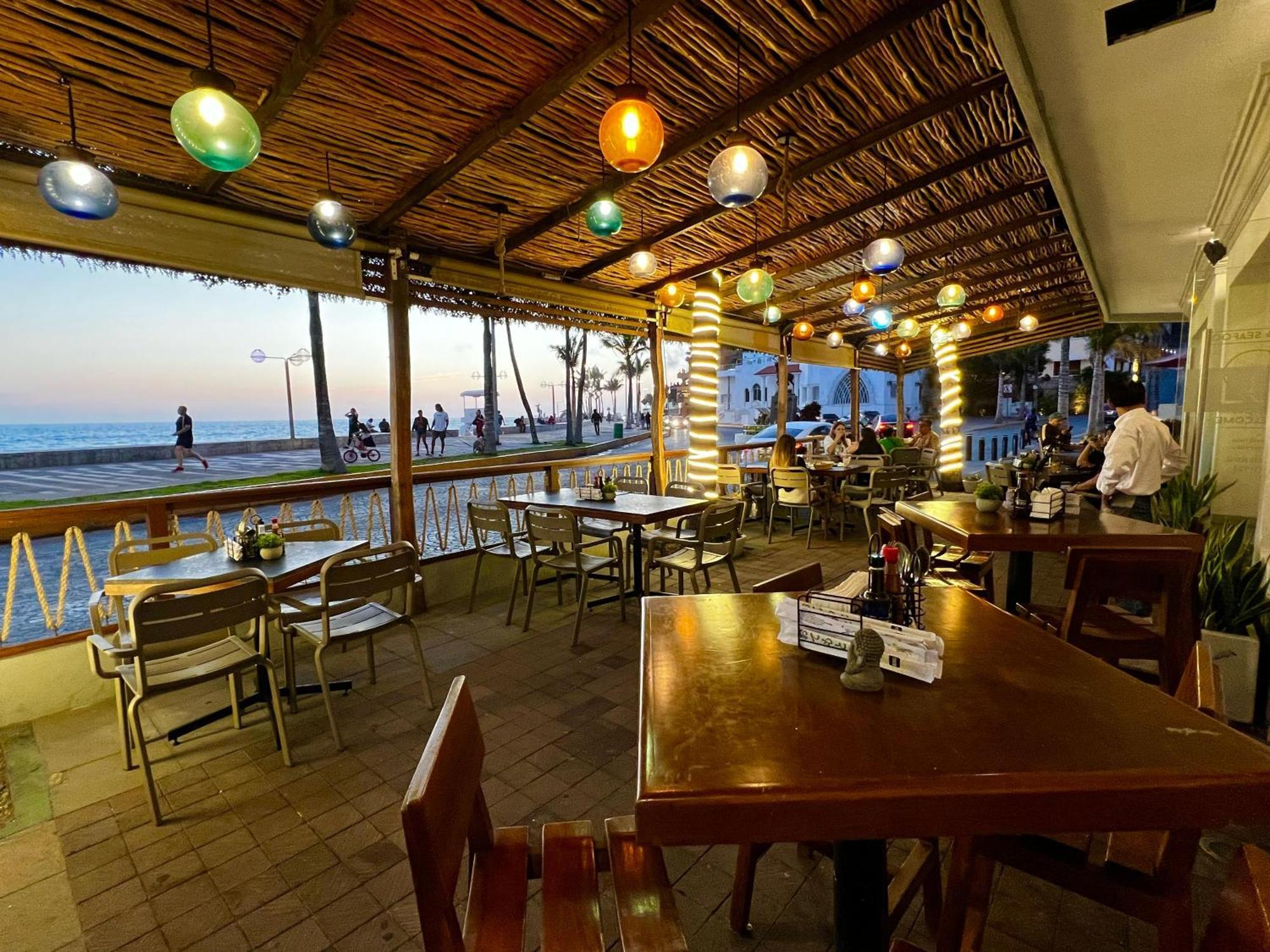 Hotel La Siesta Malecon Mazatlan Bagian luar foto