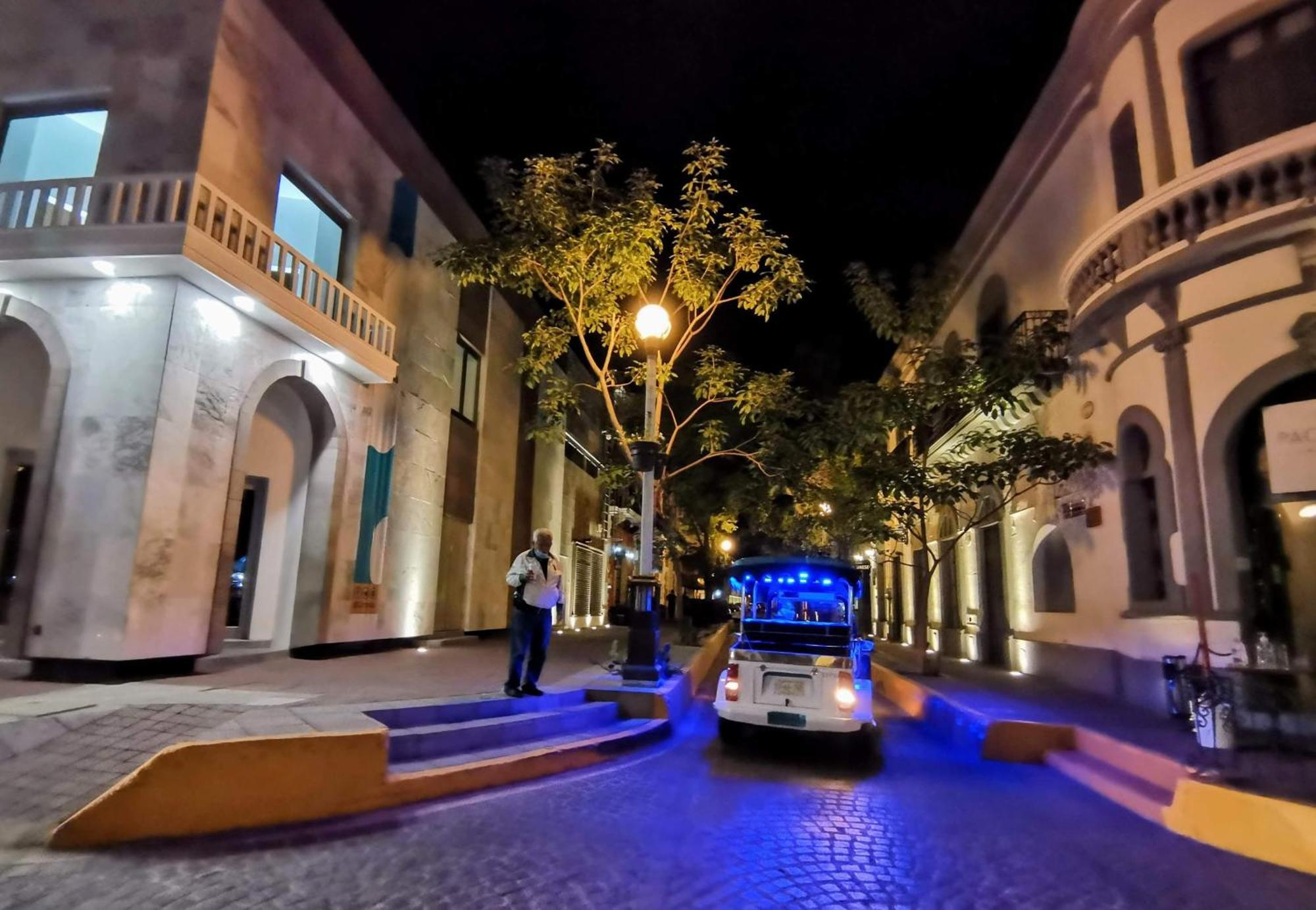 Hotel La Siesta Malecon Mazatlan Bagian luar foto